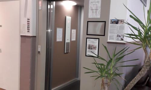 Hôtel Le National - photo 2